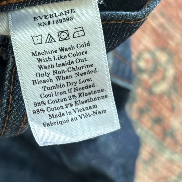 Everlane Bien Hoa, Vietnam women’s size 26 Ankle Mid Rise Stretch Ankle Jeans - Picture 4 of 6